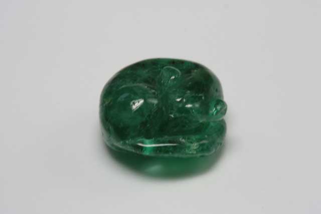 Emerald (Beryl) - Dog - 8.538 ct