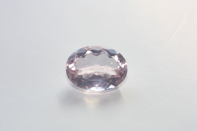 Pink quartz - Oval 12.91 ct