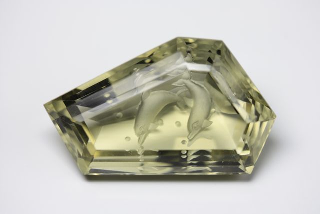 Smoky quartz - 120.215 cts - Dolphin