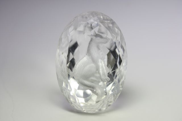 Rock crystal - Oval 54.735 cts - Dog